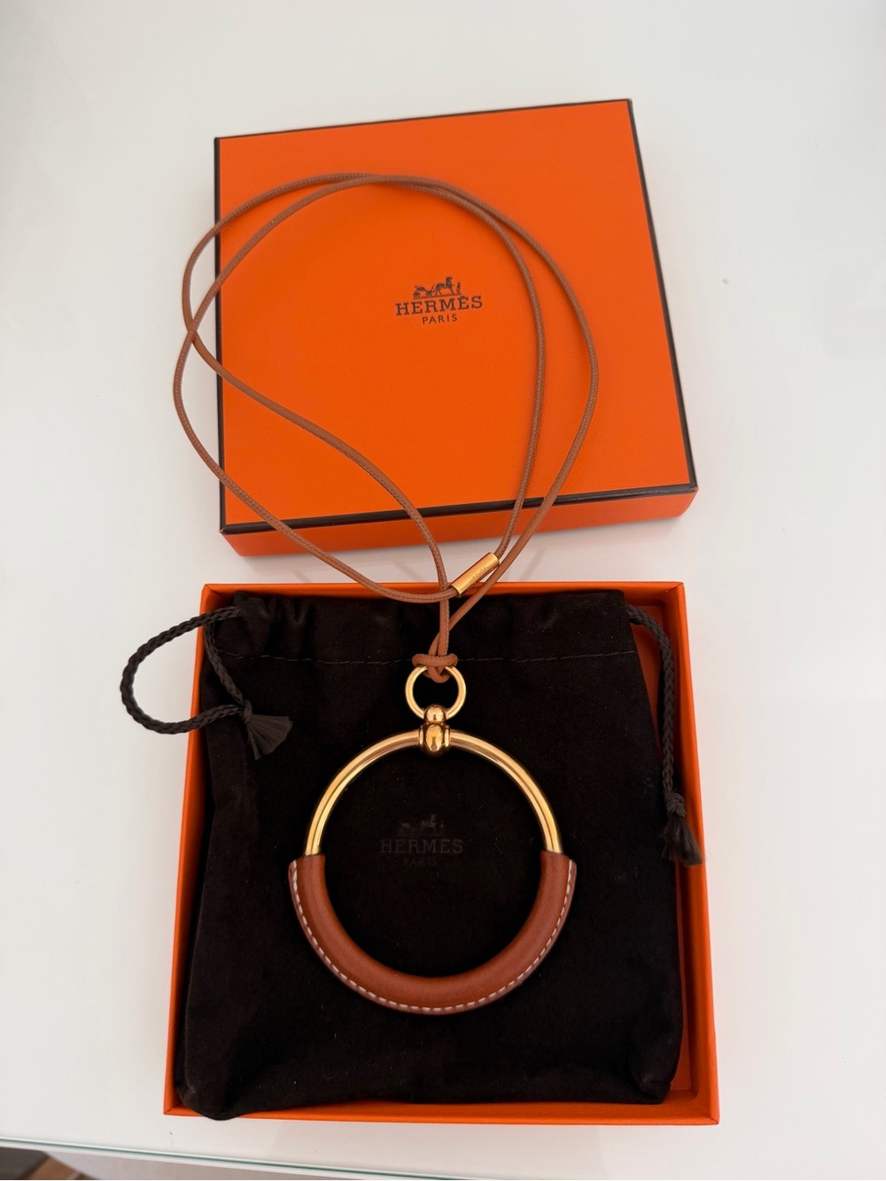 Hermès Leather & Gold-Tone Loop Necklace - Barenia leather